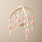 Χειροποίητο Κρεμαστό Mobile με Ροζ & Λευκά Αερόστατα